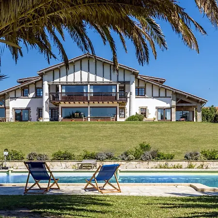 Bed & Breakfast La Maison Tamarin *